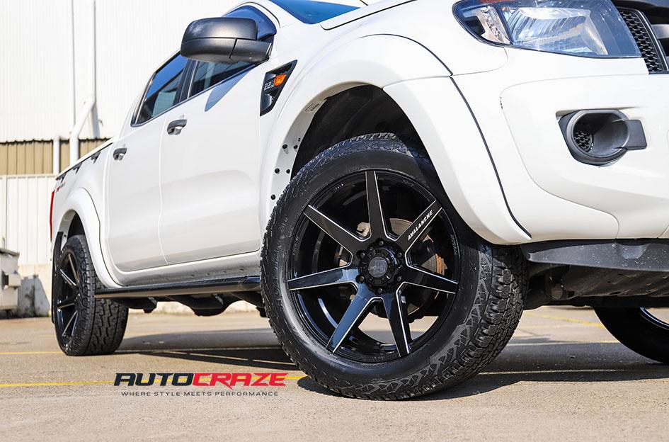 FORD RANGER AVALANCHE MATTE BLACK FRONT MILLED